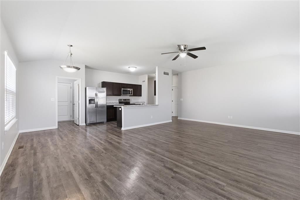 726 S Cypress Street — photo 8