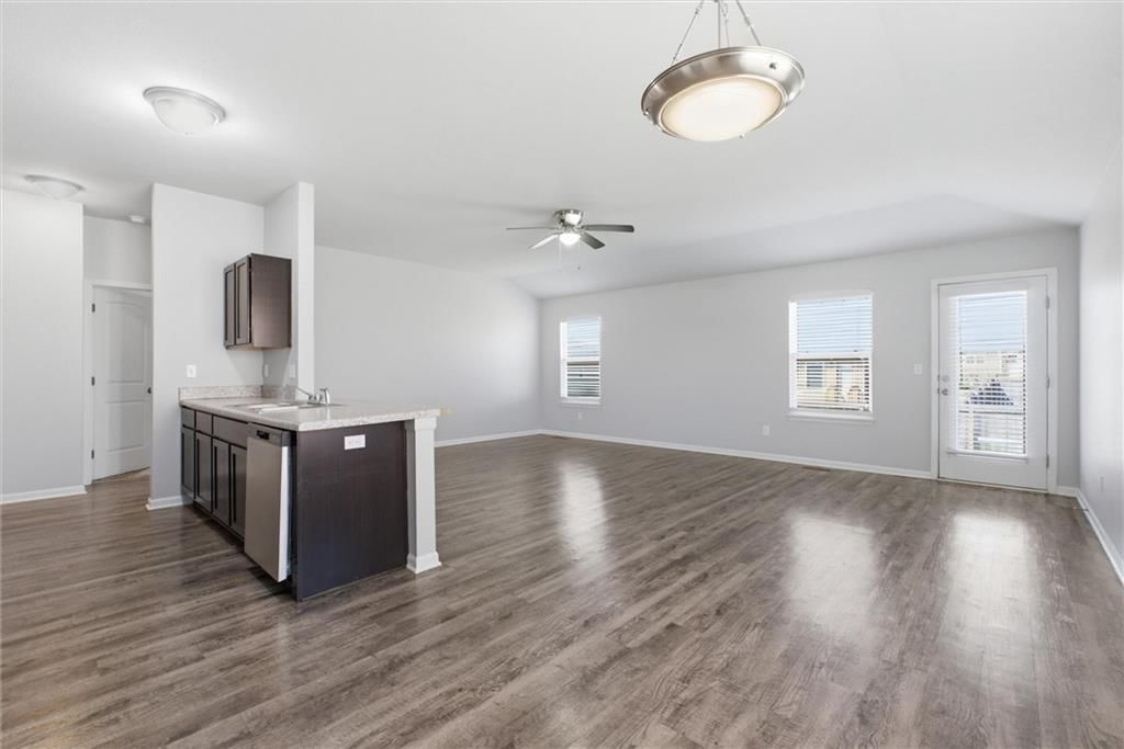726 S Cypress Street — photo 9