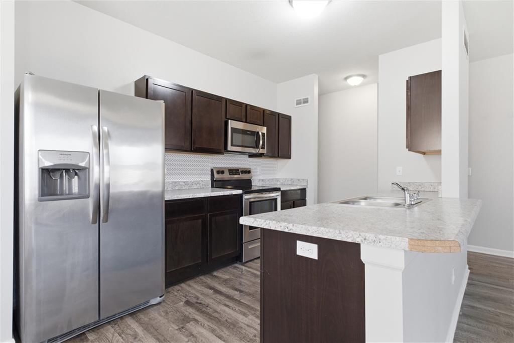 726 S Cypress Street — photo 10