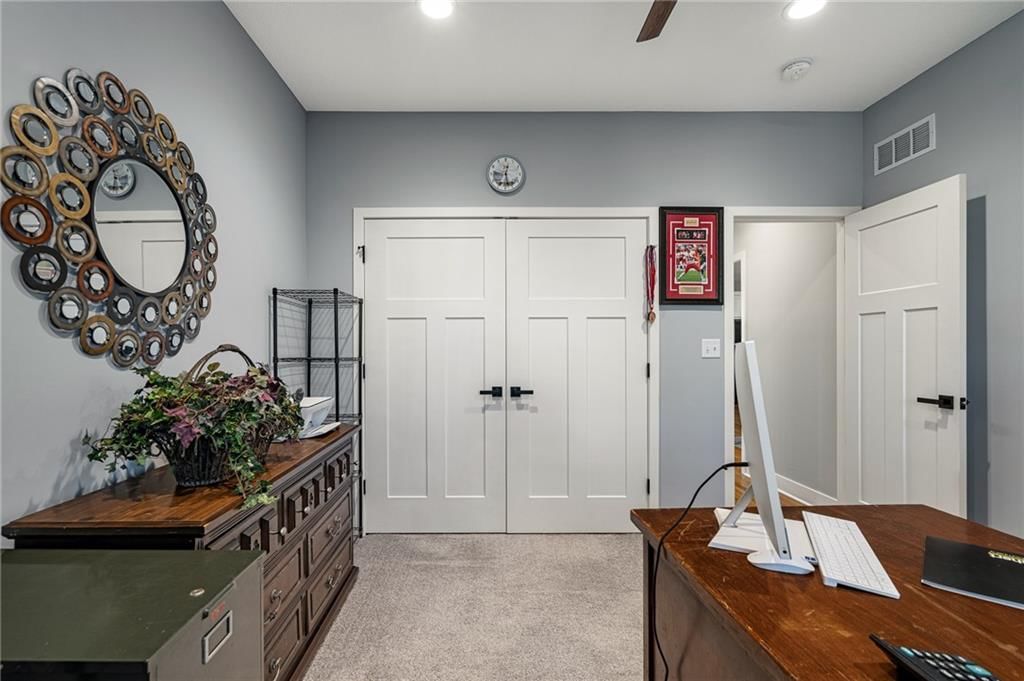 2110 Chateau Place — photo 29