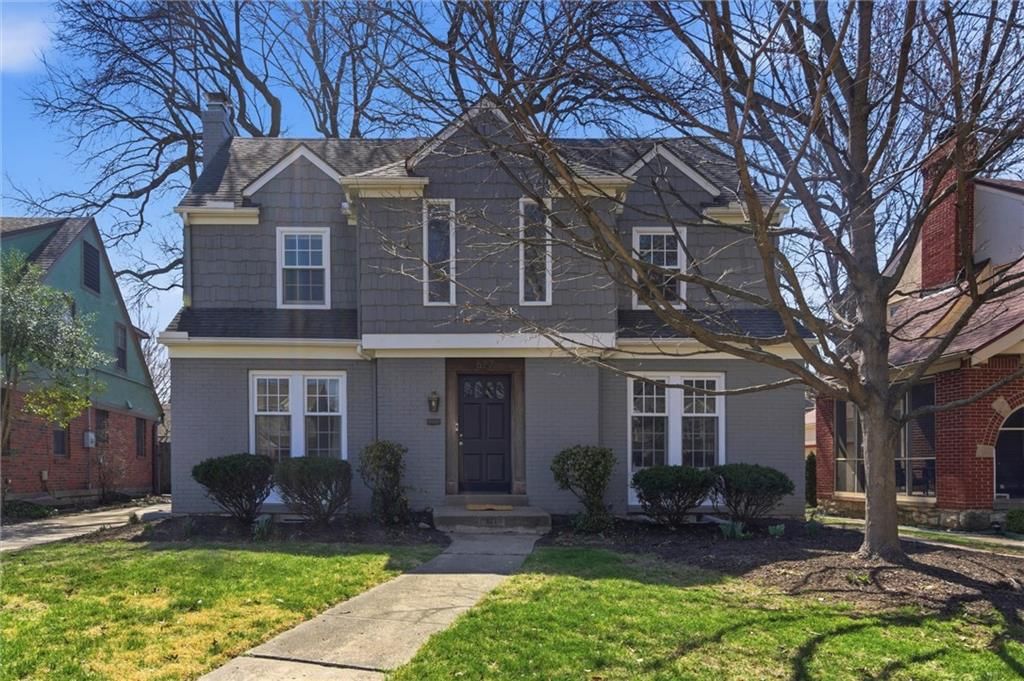 627 E 74TH Street, Kansas City, MO