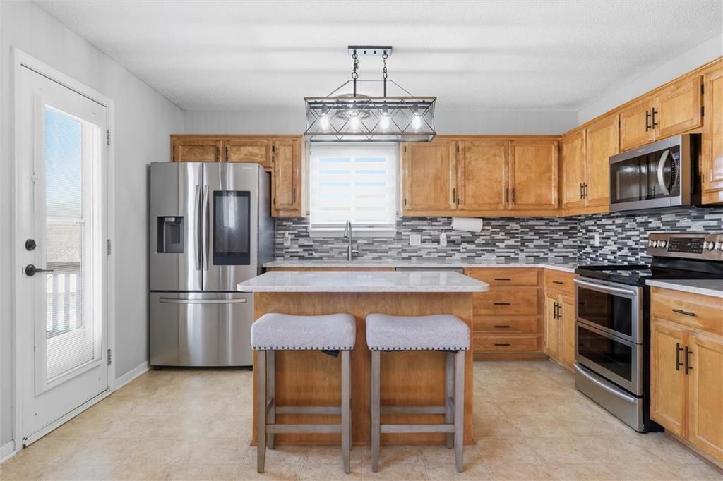 704 Highland Drive — photo 12