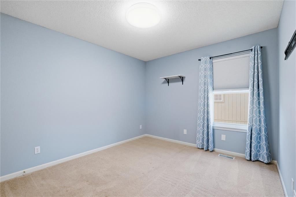 704 Highland Drive — photo 20