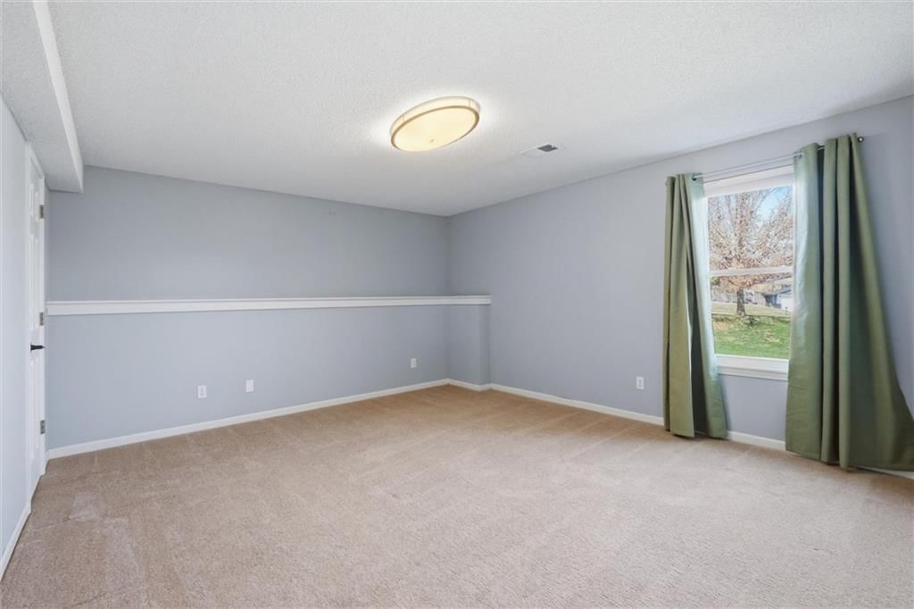 704 Highland Drive — photo 21