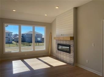 16481 S Penrose Lane — photo 3