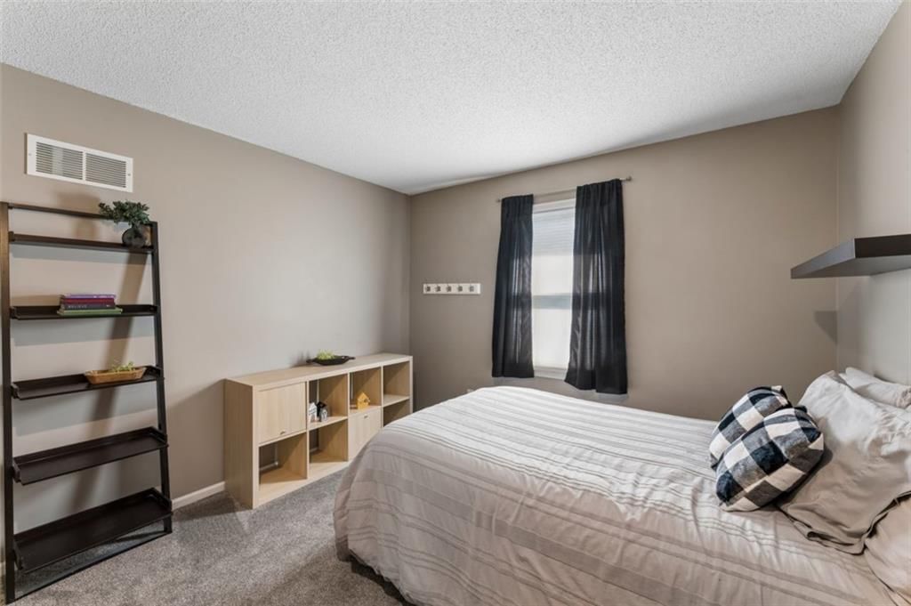 6434 McCoy Street — photo 27