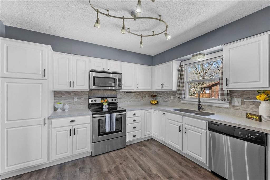 3412 W 9th Court — photo 14