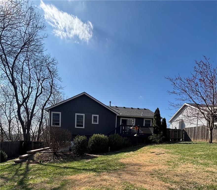 420 Rees Street — photo 2