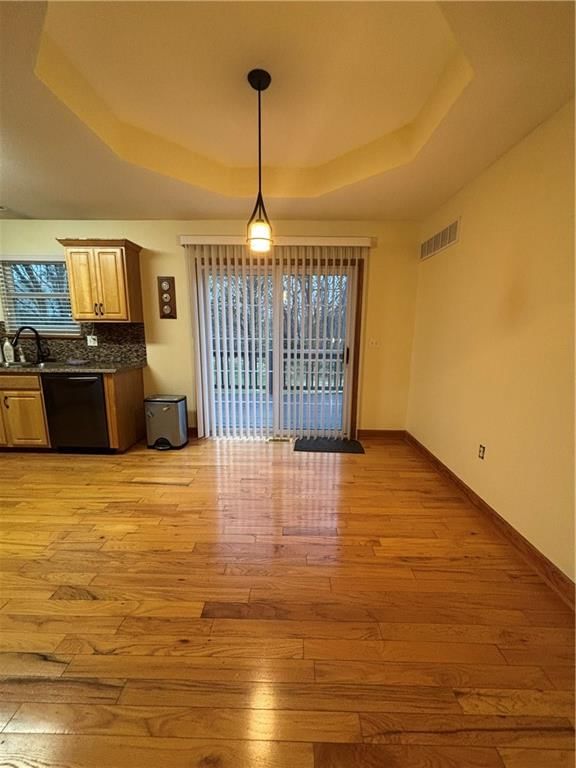 420 Rees Street — photo 11