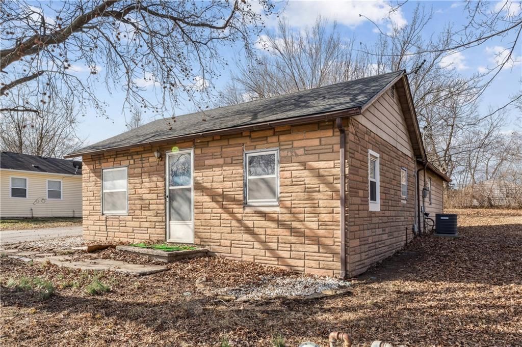725 N Hamilton Street — photo 3
