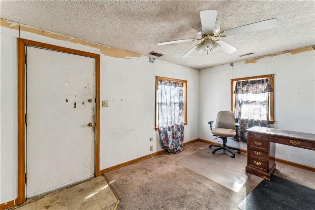 725 N Hamilton Street — photo 7