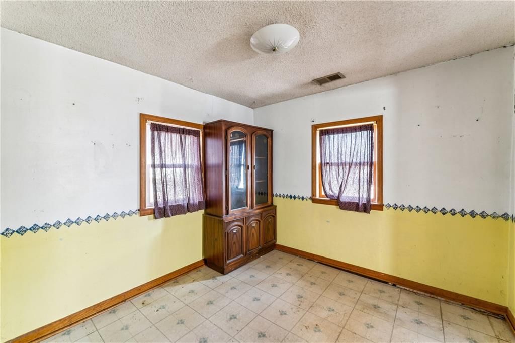 725 N Hamilton Street — photo 16