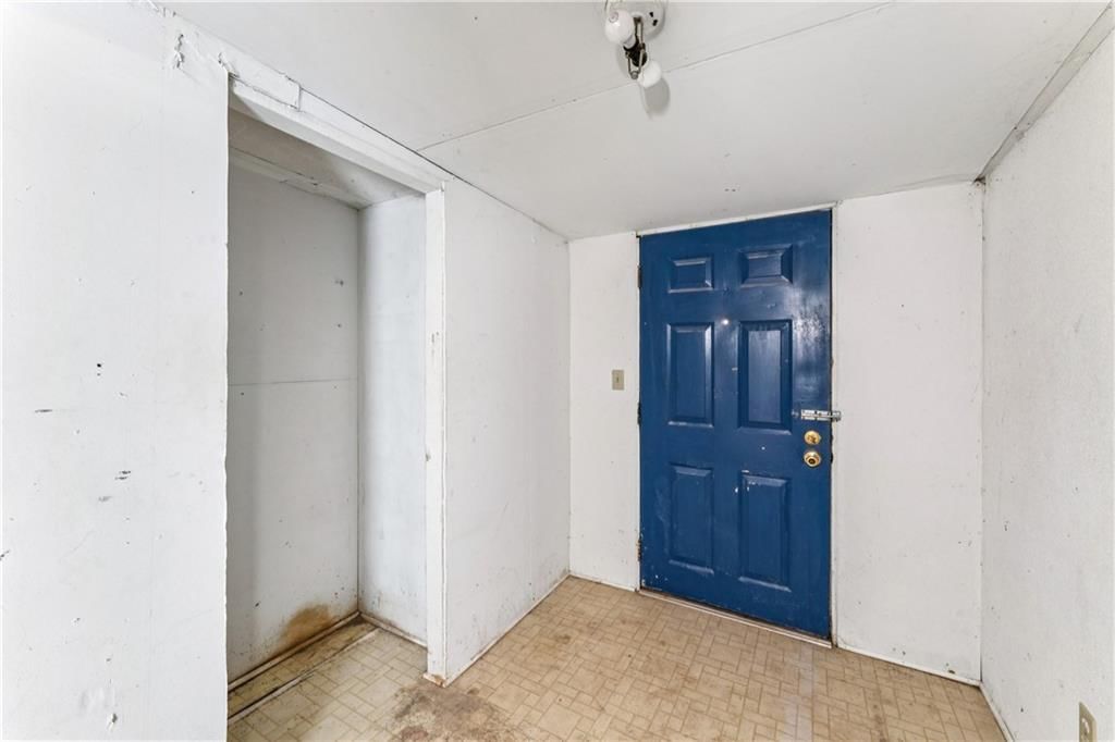 725 N Hamilton Street — photo 27