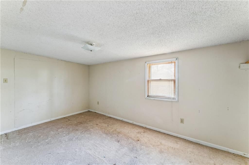 725 N Hamilton Street — photo 28