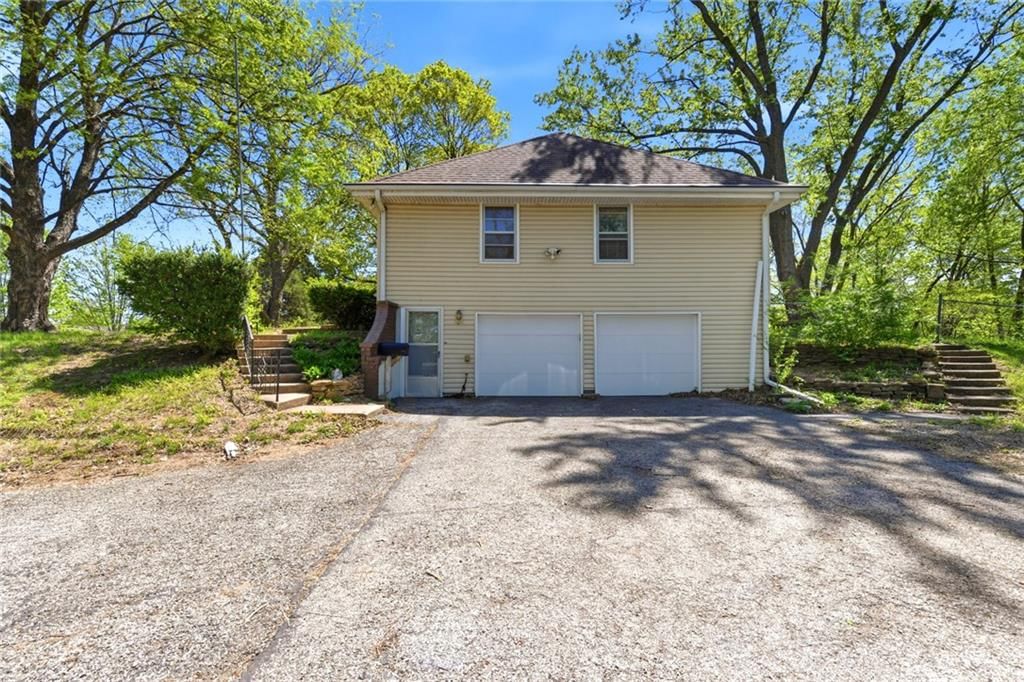 10407 NW Crooked Road — photo 41