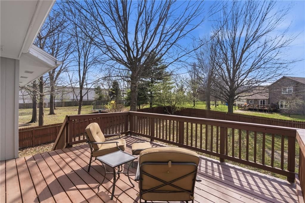 10809 W 76th Street — photo 23