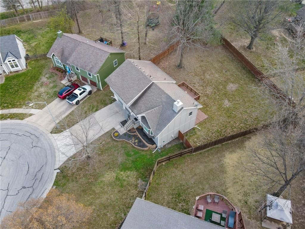 10809 W 76th Street — photo 28