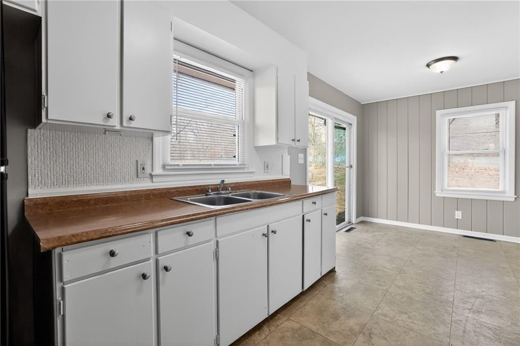 6212 E 95TH Terrace — photo 11