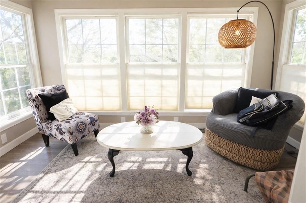 605 W Jefferson Street — photo 17