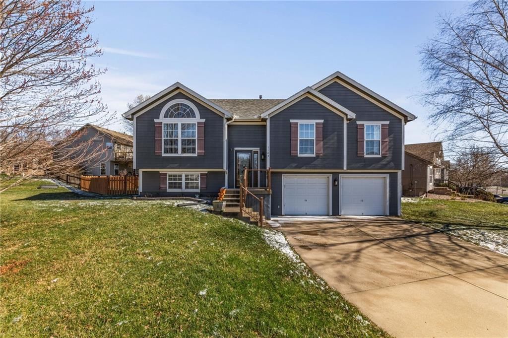 1105 Kent Drive, Belton, MO