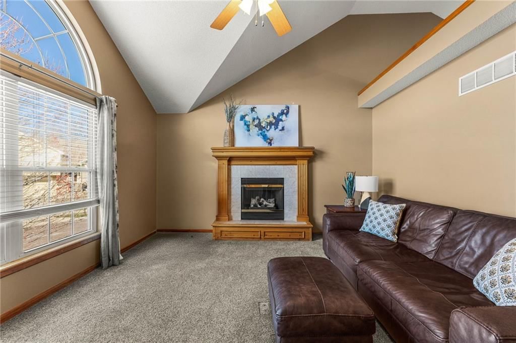 1105 Kent Drive — photo 9