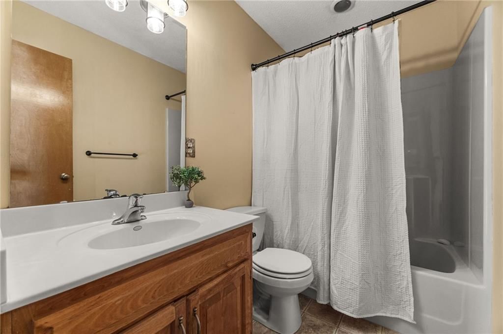 1105 Kent Drive — photo 16