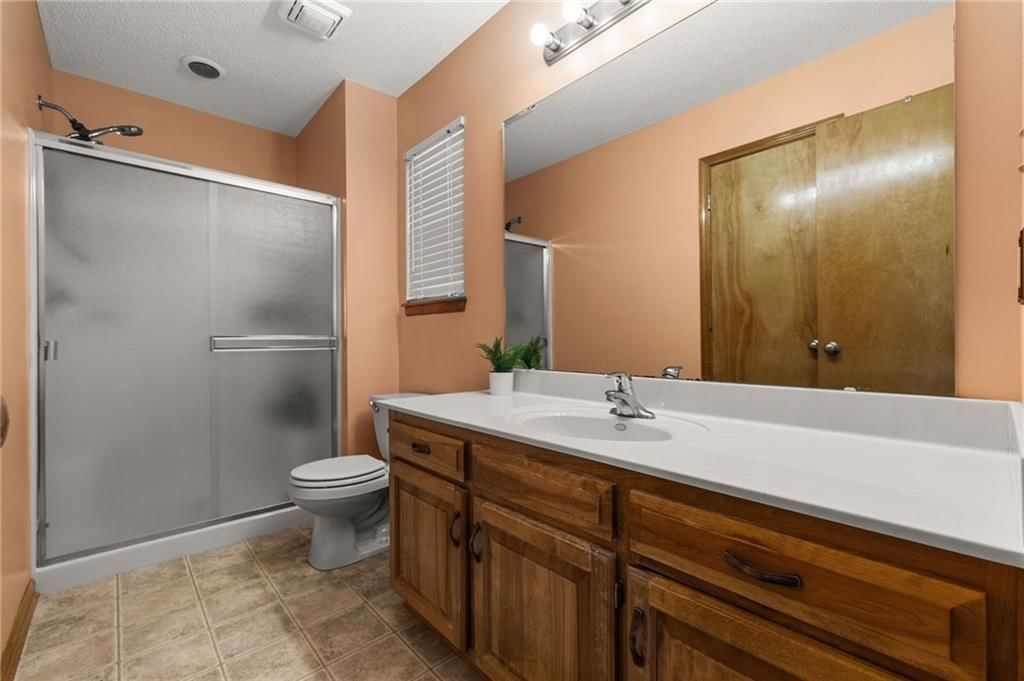 1105 Kent Drive — photo 22
