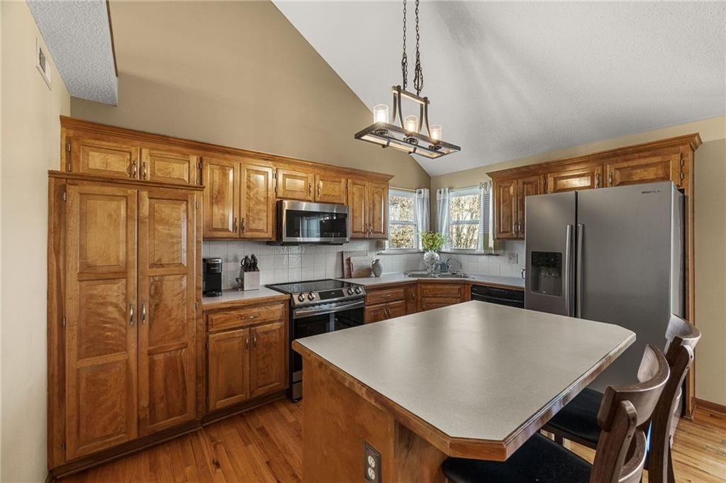 1105 Kent Drive — photo 31