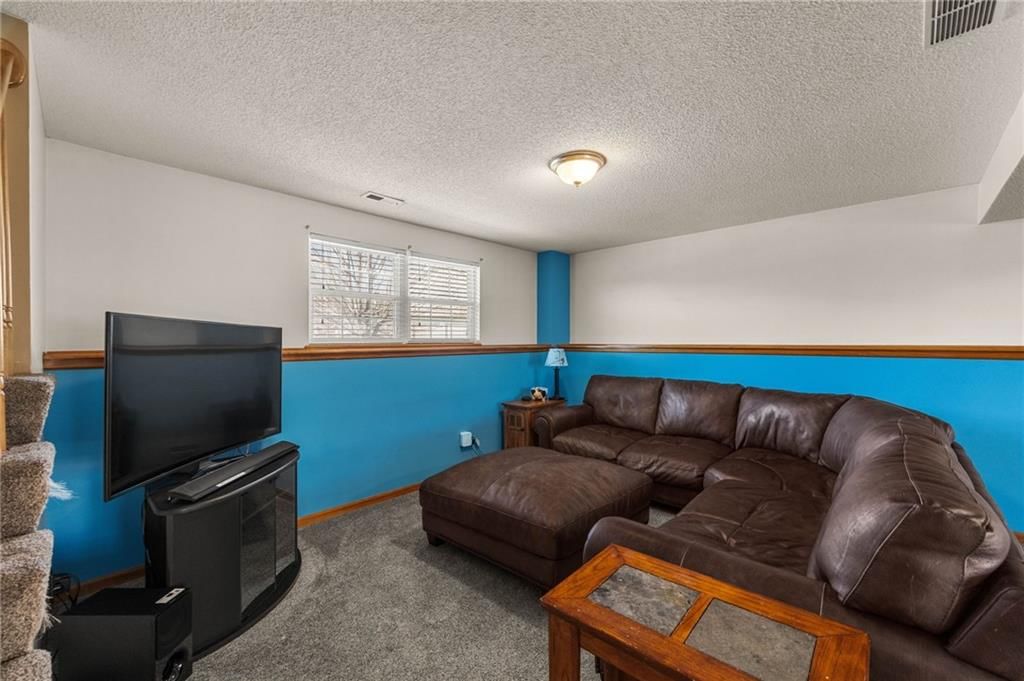 1105 Kent Drive — photo 39
