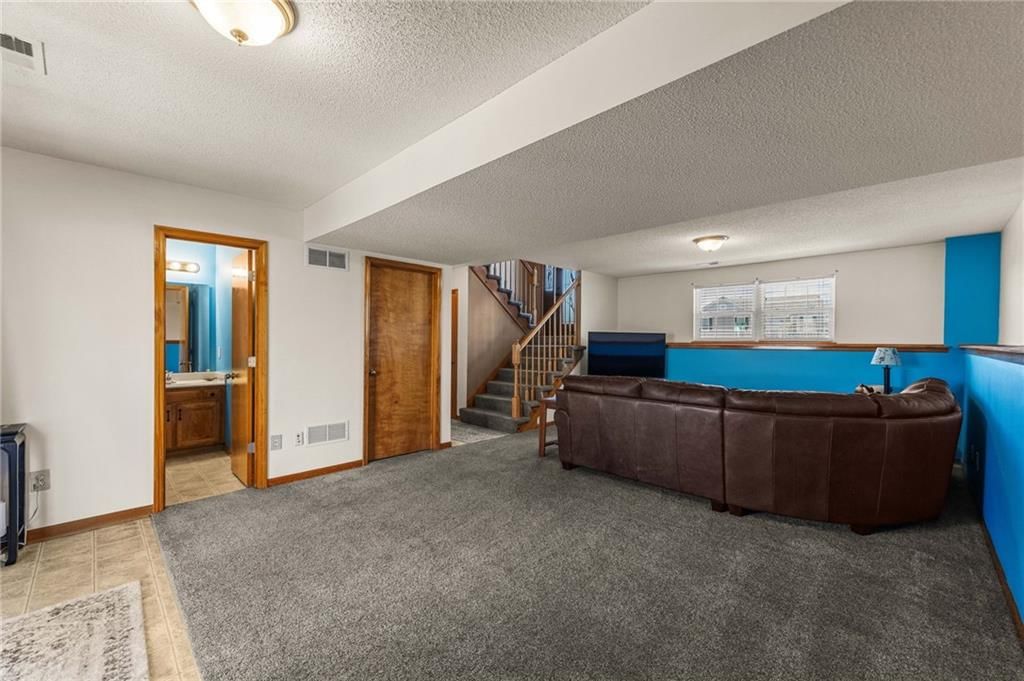 1105 Kent Drive — photo 41