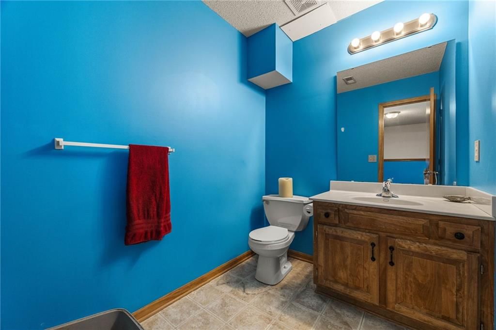 1105 Kent Drive — photo 43