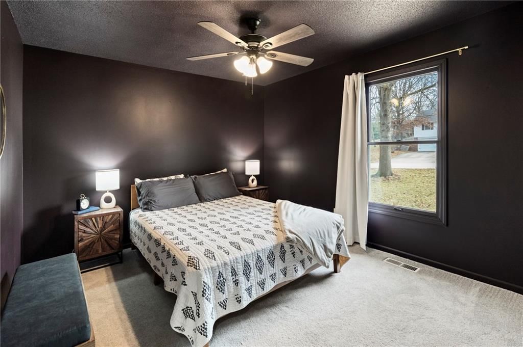 2107 Grant Lane — photo 27
