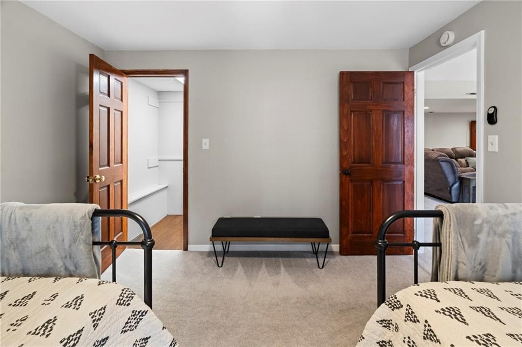 2107 Grant Lane — photo 42