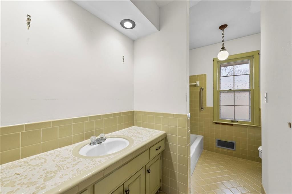 11415 Minor Drive — photo 21