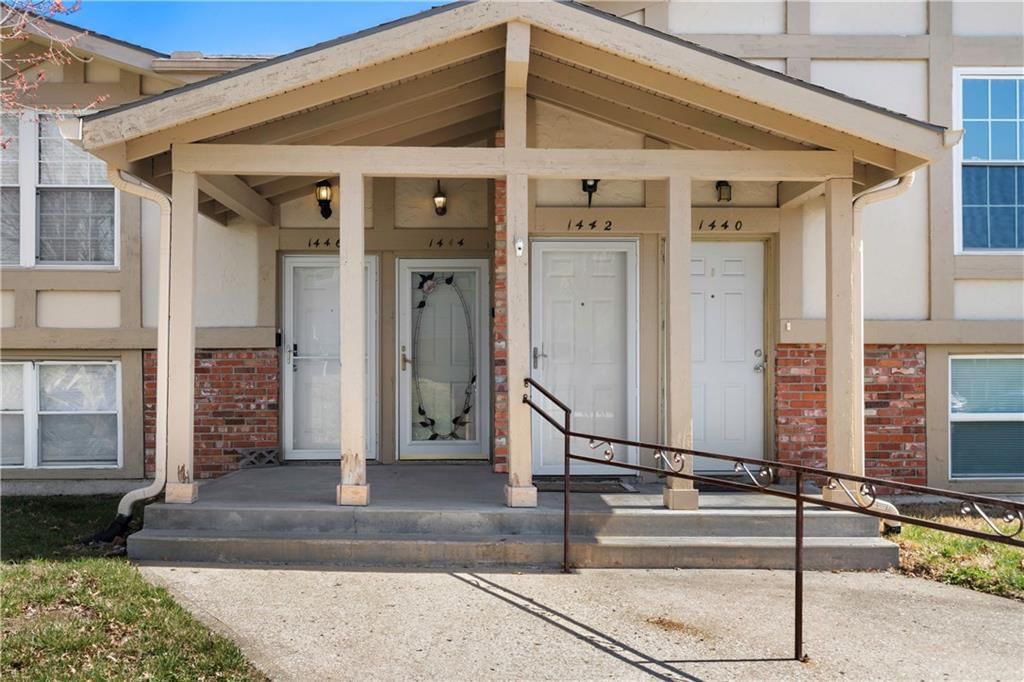 1444 NW 64th Terrace, Kansas City, MO