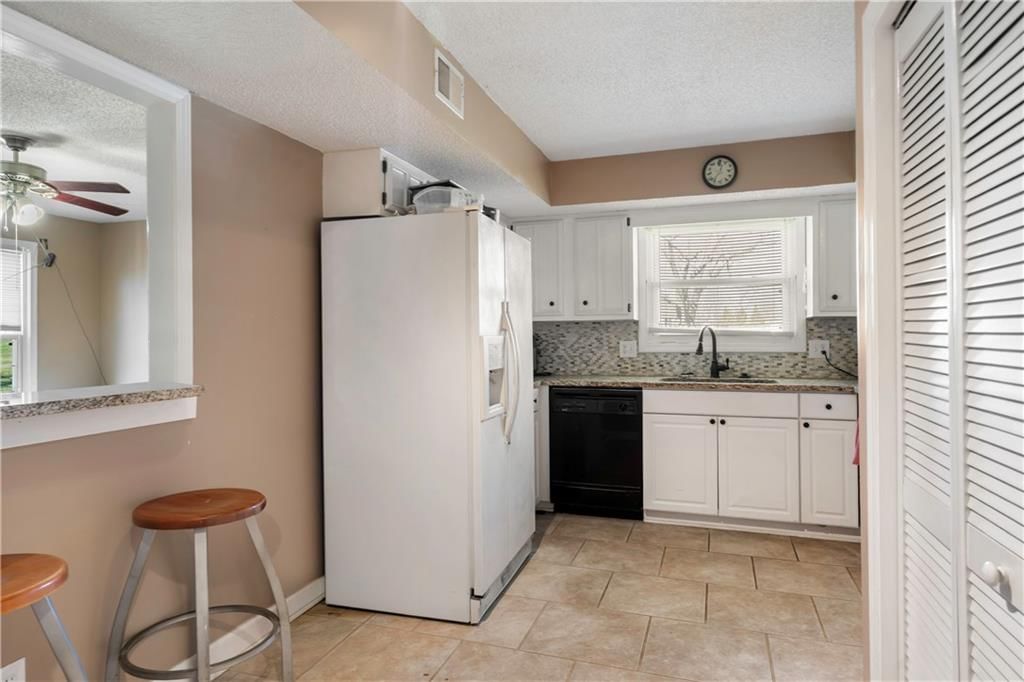 1444 NW 64th Terrace — photo 7