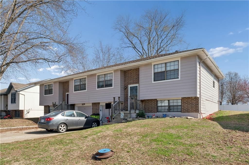 109-111 Brookridge Drive — photo 1