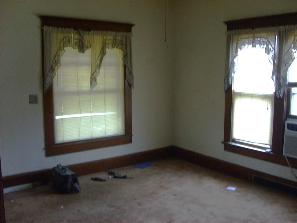 610 E 29th Street — photo 2