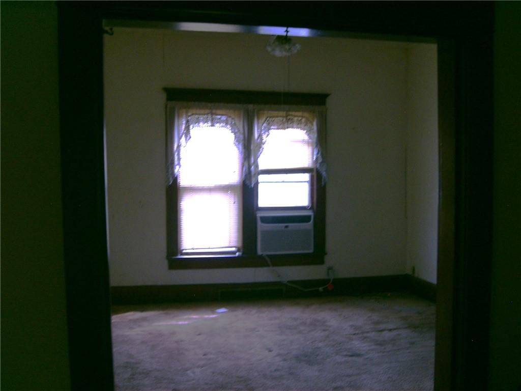 610 E 29th Street — photo 8