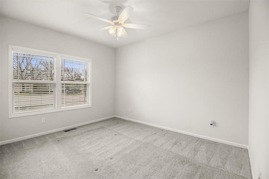 2621 NE Sonora Valley Drive — photo 5