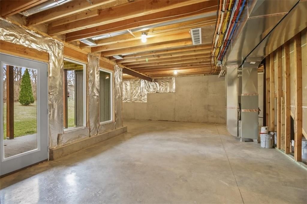 2621 NE Sonora Valley Drive — photo 24