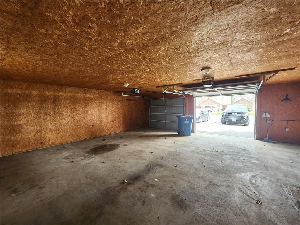 1807 Heagon Street — photo 32