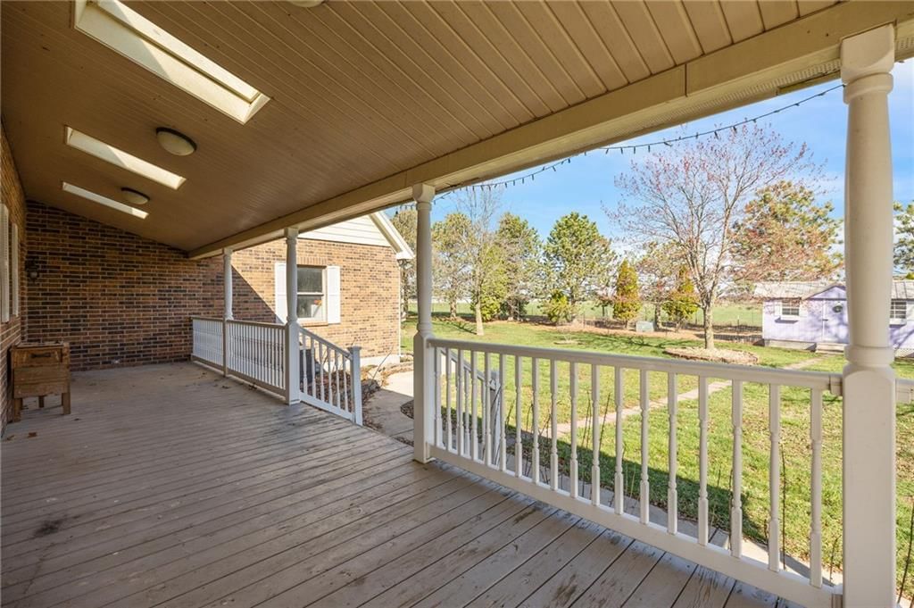 Photo 10 of 67 - 15649 Elm Branch Road, Windsor, MO 65360