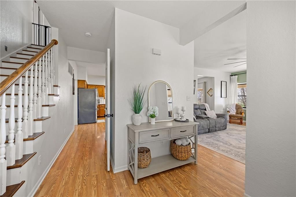 Photo 13 of 67 - 15649 Elm Branch Road, Windsor, MO 65360