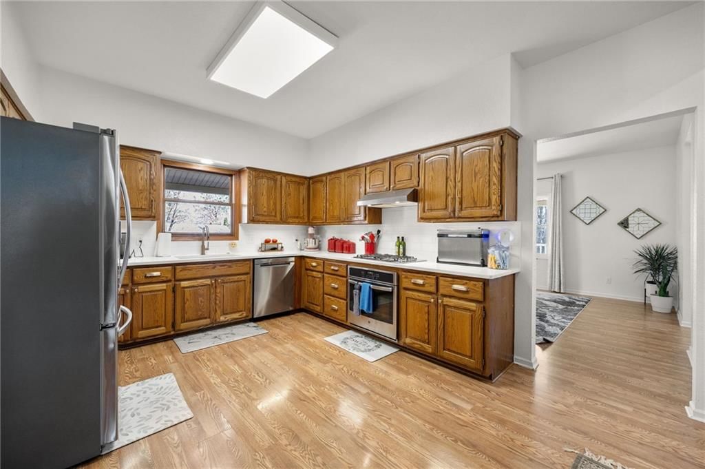 Photo 25 of 67 - 15649 Elm Branch Road, Windsor, MO 65360