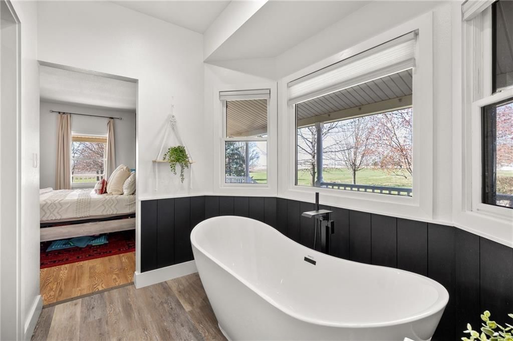 Photo 38 of 67 - 15649 Elm Branch Road, Windsor, MO 65360
