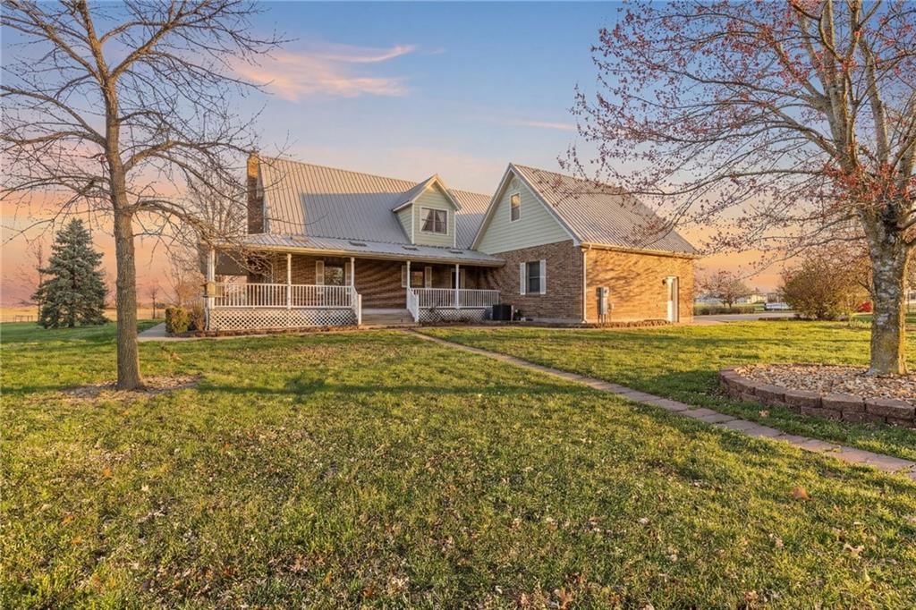 Photo 54 of 67 - 15649 Elm Branch Road, Windsor, MO 65360