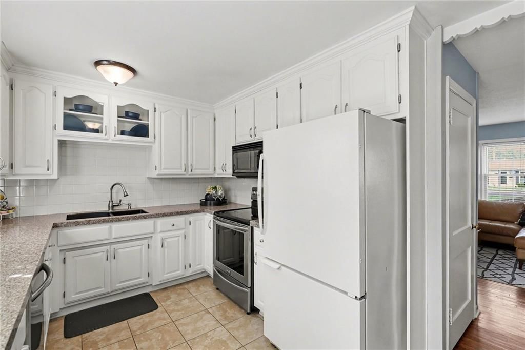 6401 W 80th Terrace — photo 10