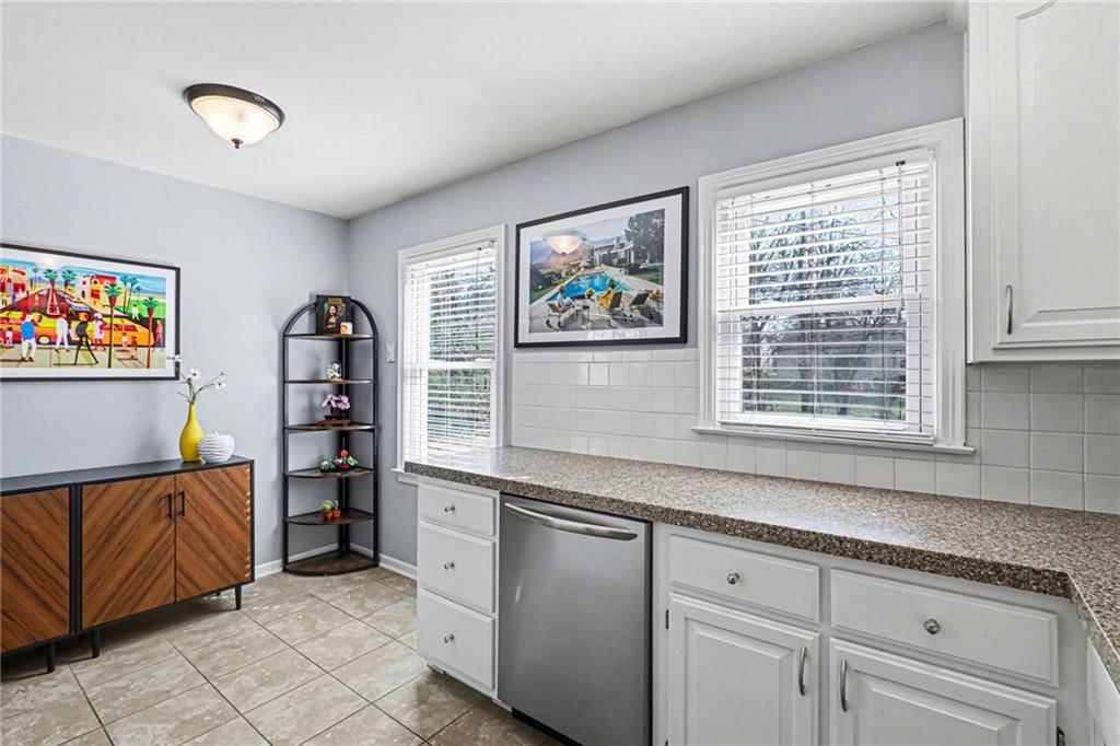 6401 W 80th Terrace — photo 11