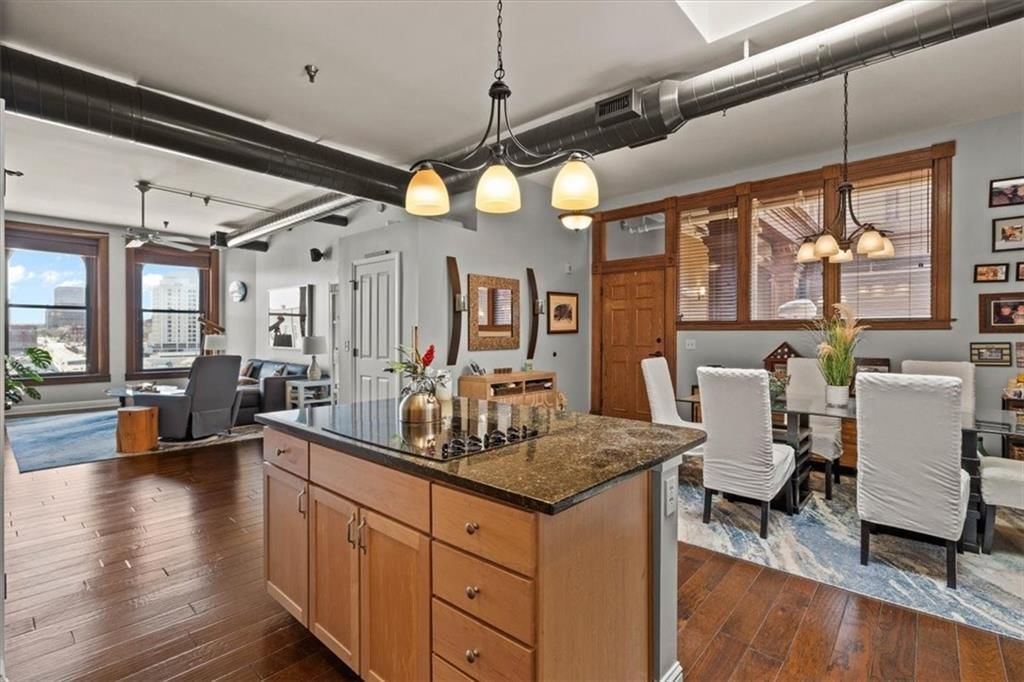 612 Central Street — photo 2
